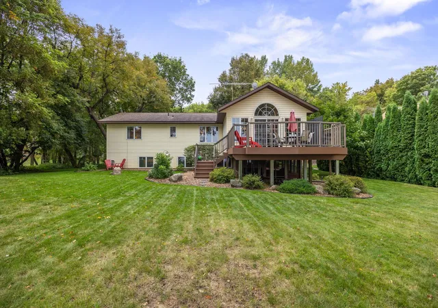 Photo 2 of Single family home for sale at 61856 193rd Street, Litchfield, MN 55355 | MLS# 7148450 | Listing updated on 2026-10-15