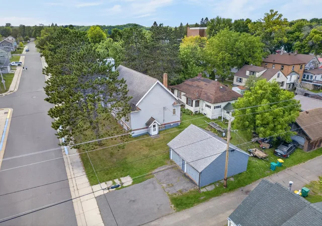 Photo 3 of Single family home for sale at 230 3rd, Nashwauk, MN 55769 | MLS# 7148496 | Listing updated on 2026-10-05
