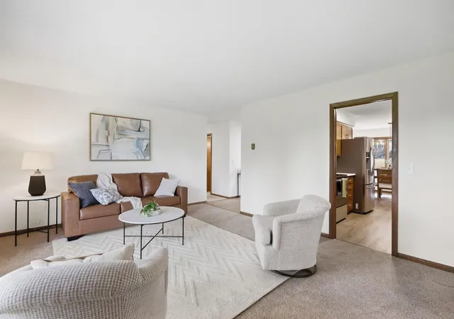 Photo 3 of Single family home for sale at 10225 Jersey Ave, Chaska, MN 55318 | MLS# 7148540 | Listing updated on 2026-10-22
