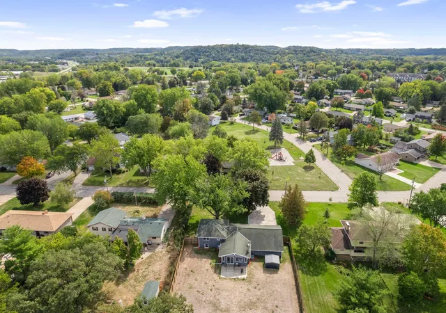 Photo 3 of Single family home for sale at 319 Cannon View Dr, Red Wing, MN 55066 | MLS# 7148548 | Listing updated on 2026-10-06