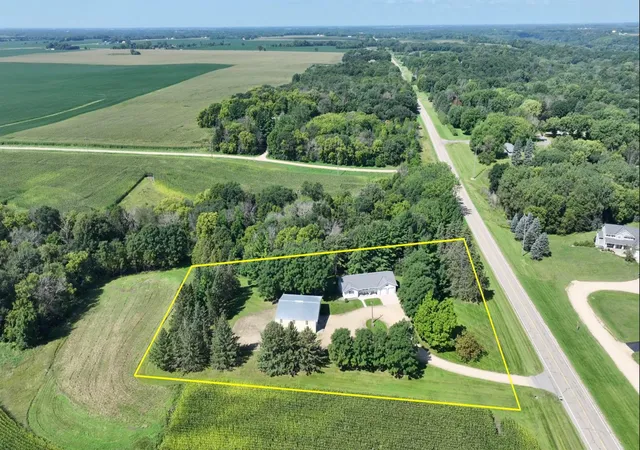 Single family home for sale at 58691 185th Street, Mankato, MN 56001 | MLS# 7148552