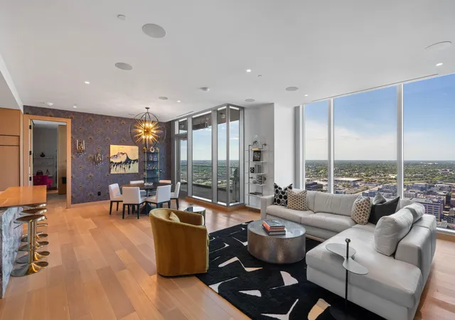 Photo 1 of Condo for sale at 255 Hennepin Ave #3204, Minneapolis, MN 55401 | MLS# 7148553 | Listing updated on 2026-09-24