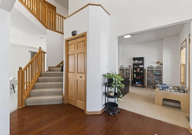 Photo 3 of Single family home for sale at 9465 Glacier Rd, Saint Bonifacius, MN 55375 | MLS# 7148554 | Listing updated on 2026-10-10