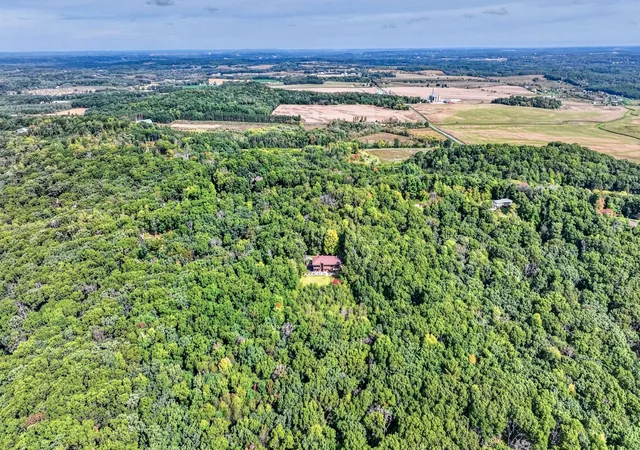 Photo 53 of Mansion for sale at 455 E Woodridge Dr, Eau Claire, WI 54701 | MLS# 7148569 | Listing updated on 2026-10-08