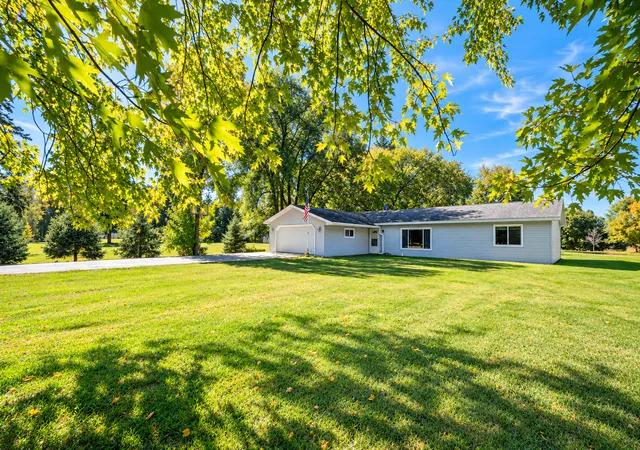 Photo 2 of Single family home for sale at 424 Walker Ave S, New York Mills, MN 56567 | MLS# 7148580 | Listing updated on 2026-09-22