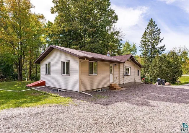 Photo 1 of Single family home for sale at 5466 Jean Duluth Rd, Duluth, MN 55803 | MLS# 7148589 | Listing updated on 2026-09-22