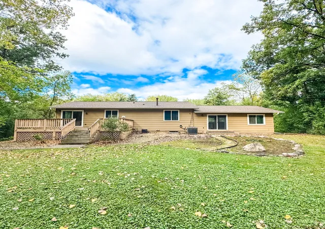 Photo 2 of Single family home for sale at 17800 Jamaica Cir, Lakeville, MN 55044 | MLS# 7148592 | Listing updated on 2026-10-06