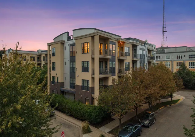 Photo 3 of Condo for sale at 2566 Ellis Ave #404, Saint Paul, MN 55114 | MLS# 7148613 | Listing updated on 2026-10-02