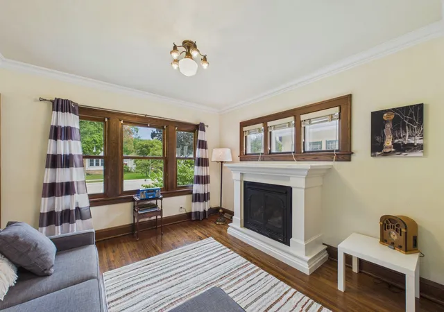 Photo 2 of Single family home for sale at 4039 Russell Ave N, Minneapolis, MN 55412 | MLS# 7148627 | Listing updated on 2026-10-14