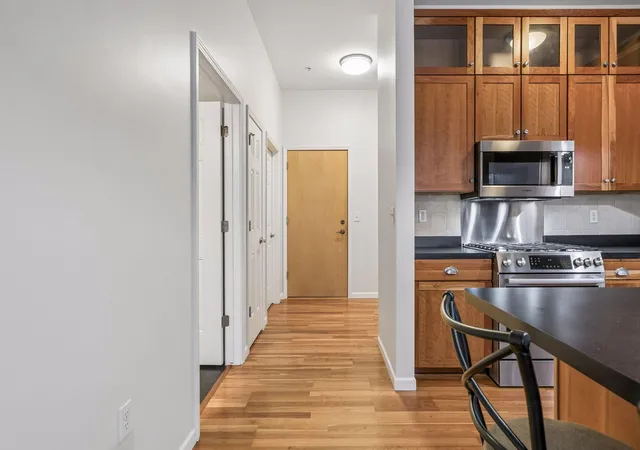 Photo 3 of Condo for sale at 270 4th Street E #307, Saint Paul, MN 55101 | MLS# 7148628 | Listing updated on 2026-10-15