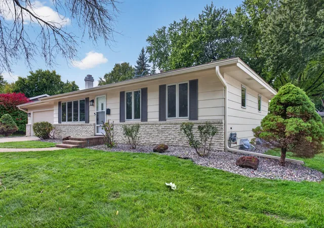 Photo 3 of Single family home for sale at 10132 Johnson Ave S, Minneapolis, MN 55437 | MLS# 7148644 | Listing updated on 2026-10-07