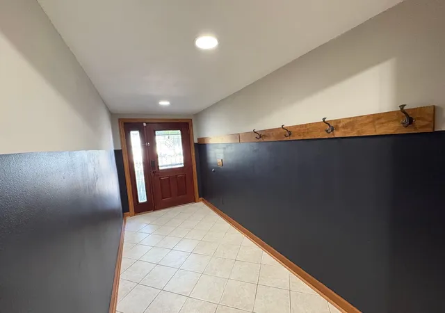 Photo 2 of Single family home for sale at 507 18th Avenue N, Wahpeton, ND 58075 | MLS# 7148668 | Listing updated on 2026-09-23