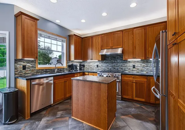 Photo 3 of Single family home for sale at 8547 Kirkwood Ln N, Maple Grove, MN 55369 | MLS# 7148673 | Listing updated on 2026-10-08