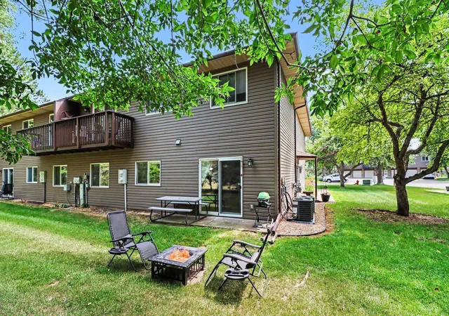 Condo for sale at 2227 Pinehurst St, Stillwater, MN 55082 | MLS# 7148678