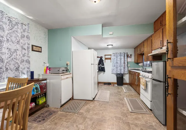 Photo 4 of Single family home for sale at 414 6th Avenue SE, Little Falls, MN 56345 | MLS# 7148681 | Listing updated on 2026-09-23