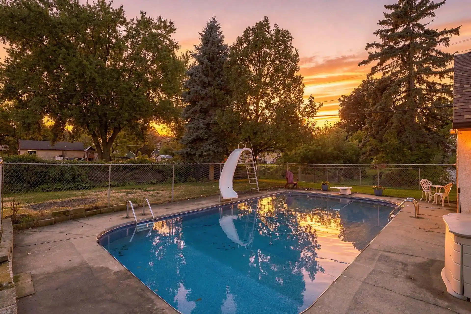 Photo 3 of Single family home for sale at 1885 Manton St, Saint Paul, MN 55109 | MLS# 7148686 | Listing updated on 2026-10-08