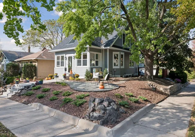 Photo 1 of Sale Pending at 3200 W 44th Street, Minneapolis, MN 55410 | MLS# 7148689 | Listing updated on 2026-10-28