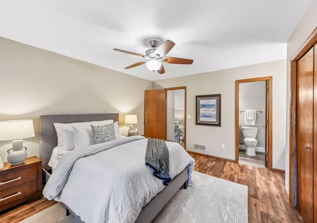 Photo 4 of Single family home for sale at 3607 Sussex Pl, Minnetonka, MN 55345 | MLS# 7148690 | Listing updated on 2026-10-22