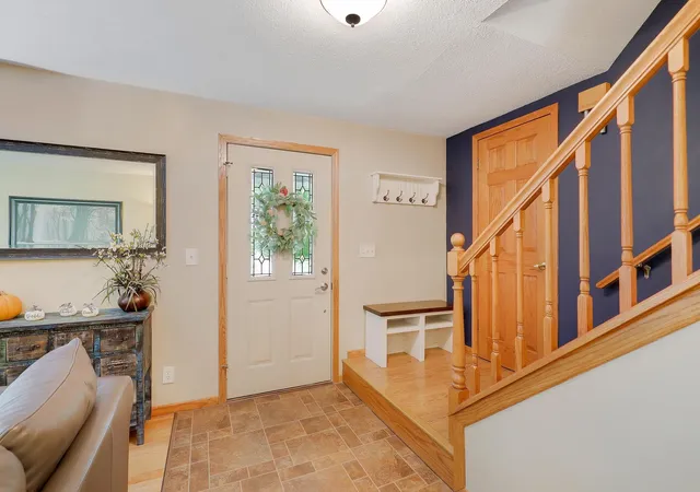 Photo 3 of Single family home for sale at 11840 Wren St NW, Minneapolis, MN 55433 | MLS# 7148692 | Listing updated on 2026-09-30