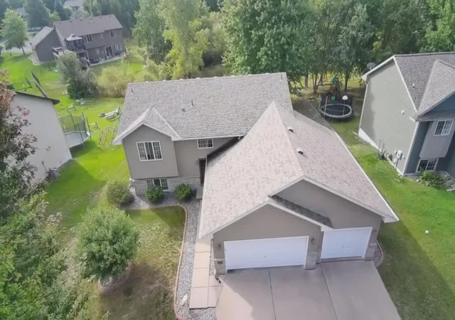 Photo 3 of Single family home for sale at 7944 Highland Dr, Circle Pines, MN 55014 | MLS# 7148703 | Listing updated on 2026-10-01