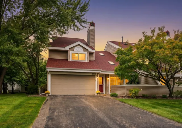 Photo 1 of Single family home for sale at 1905 Shenandoah Ct #D, Minneapolis, MN 55447 | MLS# 7148704 | Listing updated on 2026-10-02