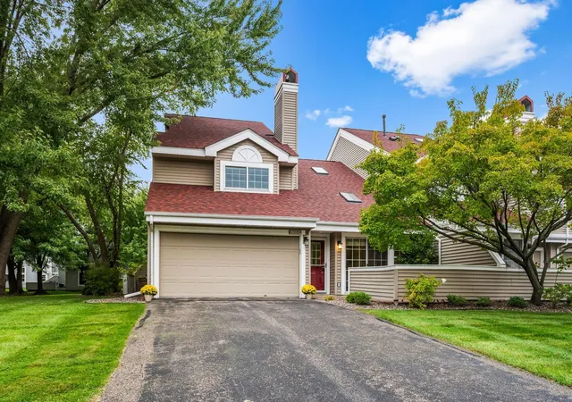 Photo 2 of Single family home for sale at 1905 Shenandoah Ct #D, Minneapolis, MN 55447 | MLS# 7148704 | Listing updated on 2026-10-02