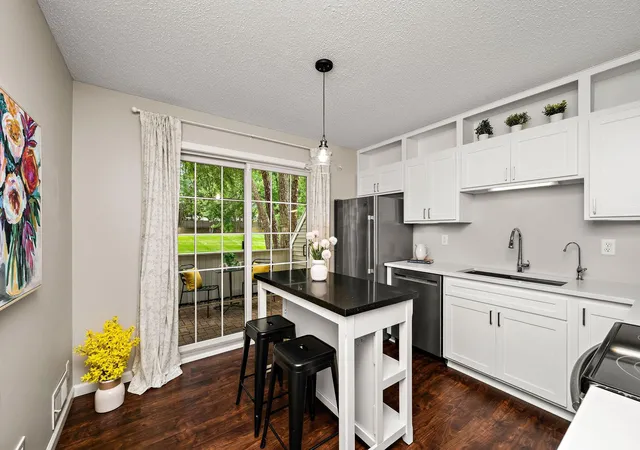 Photo 3 of Single family home for sale at 1905 Shenandoah Ct #D, Minneapolis, MN 55447 | MLS# 7148704 | Listing updated on 2026-10-02