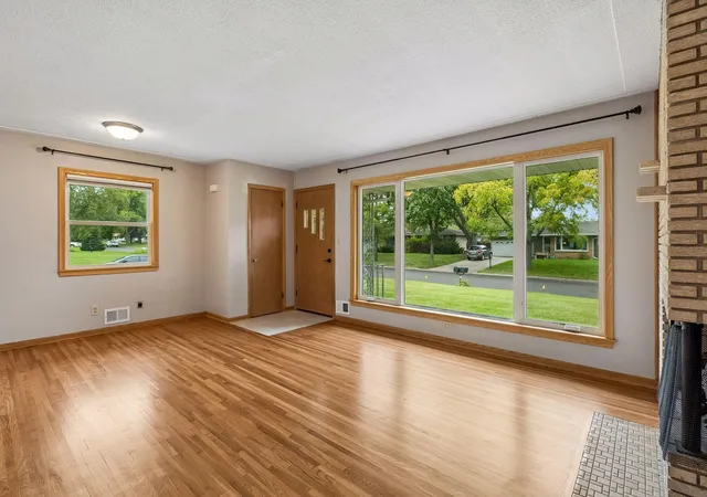 Photo 3 of Single family home for sale at 1416 Clarmar Ave W, Saint Paul, MN 55113 | MLS# 7148707 | Listing updated on 2026-10-02