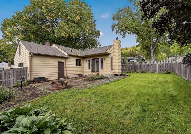 Photo 2 of Single family home for sale at 1508 5th Avenue Nw, Rochester, MN 55901 | MLS# 7148737 | Listing updated on 2026-10-02
