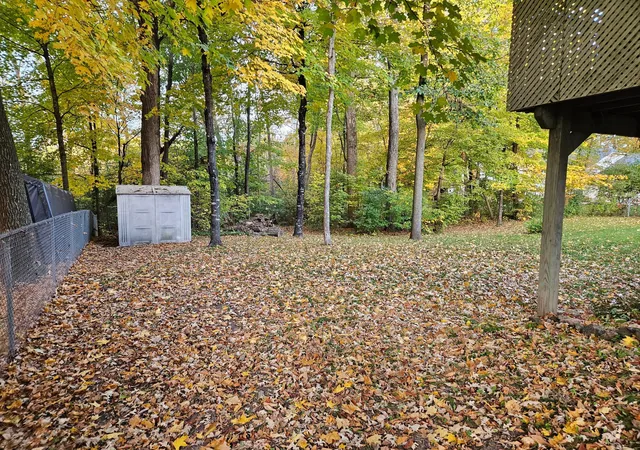 Photo 3 of Single family home for sale at 815 Colby St, Taylors Falls, MN 55084 | MLS# 7148743 | Listing updated on 2026-10-09