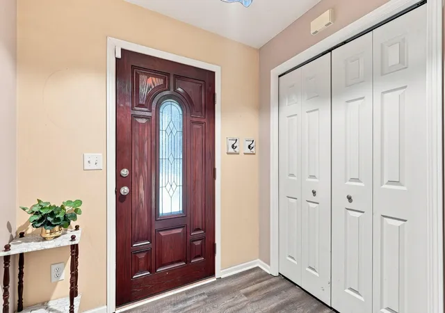 Photo 4 of Single family home for sale at 815 Colby St, Taylors Falls, MN 55084 | MLS# 7148743 | Listing updated on 2026-10-08