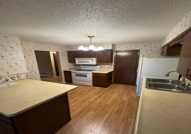 Single family home for sale at 1890 Fox Ridge Dr #B, Saint Paul, MN 55118 | MLS# 7148751