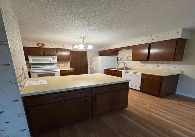 Photo 1 of Single family home for sale at 1890 Fox Ridge Dr #B, Saint Paul, MN 55118 | MLS# 7148751 | Listing updated on 2026-09-22
