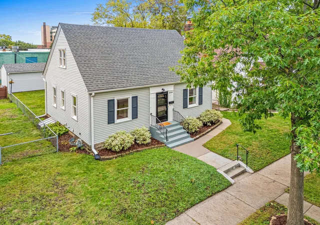 Photo 2 of Single family home for sale at 1658 Sherburne Ave, Saint Paul, MN 55104 | MLS# 7148760 | Listing updated on 2026-10-08