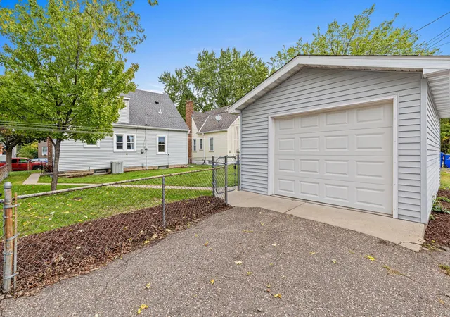 Photo 3 of Single family home for sale at 1658 Sherburne Ave, Saint Paul, MN 55104 | MLS# 7148760 | Listing updated on 2026-10-08