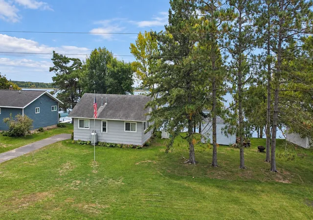 Photo 3 of Single family home for sale at 38576 Walker Lake Dr, Richville, MN 56576 | MLS# 7148762 | Listing updated on 2026-09-30