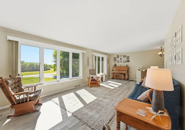 Photo 3 of Single family home for sale at 4366 Country Shrs SW, Alexandria, MN 56308 | MLS# 7148764 | Listing updated on 2026-10-06