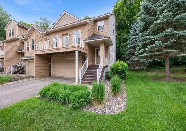 Photo 1 of Single family home for sale at 4022 Cedar Grv Ln, Saint Paul, MN 55122 | MLS# 7148767 | Listing updated on 2026-10-21