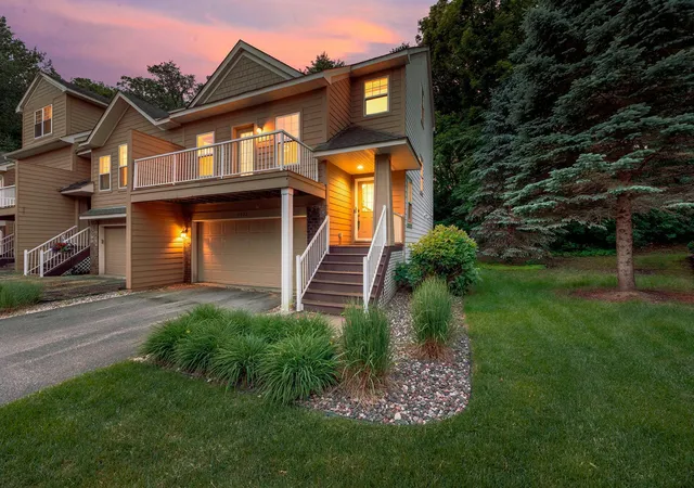 Photo 36 of Single family home for sale at 4022 Cedar Grv Ln, Saint Paul, MN 55122 | MLS# 7148767 | Listing updated on 2026-10-21