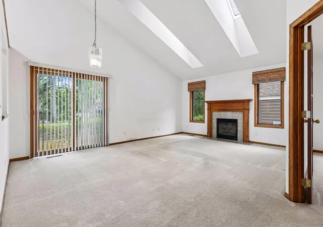 Photo 2 of Single family home for sale at 18512 Lime Tree Ct, Minnetonka, MN 55345 | MLS# 7148771 | Listing updated on 2026-10-03