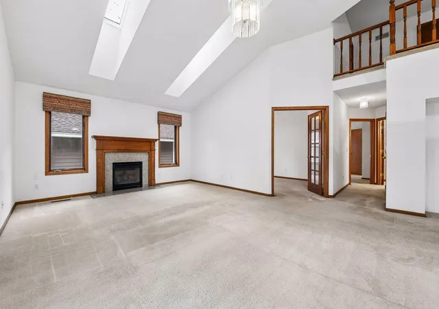Photo 3 of Single family home for sale at 18512 Lime Tree Ct, Minnetonka, MN 55345 | MLS# 7148771 | Listing updated on 2026-10-03