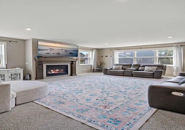 Photo 2 of Single family home for sale at 13512 Kentucky Ave, Savage, MN 55378 | MLS# 7148772 | Listing updated on 2026-09-22