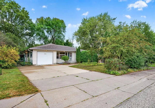 Photo 2 of Single family home for sale at 304 Territorial St E, Watertown, MN 55388 | MLS# 7148777 | Listing updated on 2026-09-23