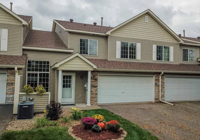 Photo 1 of Single family home for sale at 5272 N 207th Street, Forest Lake, MN 55025 | MLS# 7148791 | Listing updated on 2026-10-08