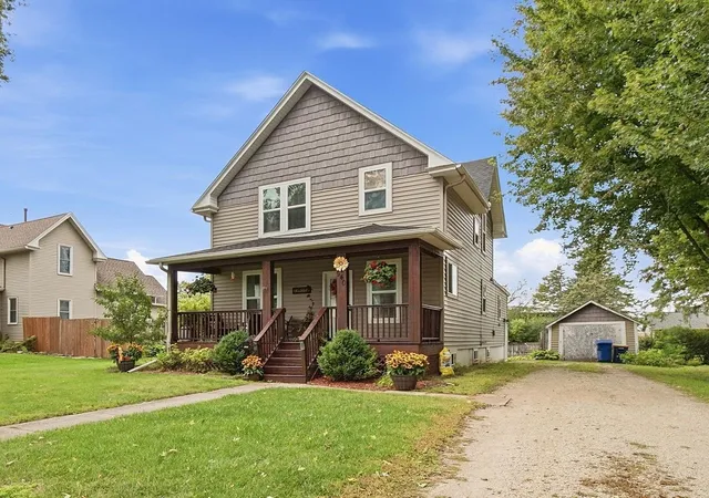 Photo 3 of Single family home for sale at 540 Forest St, Kenyon, MN 55946 | MLS# 7148800 | Listing updated on 2026-09-28