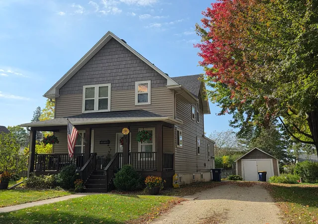 Photo 3 of Single family home for sale at 540 Forest St, Kenyon, MN 55946 | MLS# 7148800 | Listing updated on 2026-10-15
