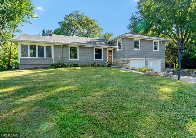 Photo 2 of Sale Pending at 3533 W 103rd Street, Minneapolis, MN 55431 | MLS# 7148803 | Listing updated on 2026-09-30