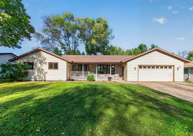 Single family home for sale at 401 Shady Ln, Young America, MN 55397 | MLS# 7148811