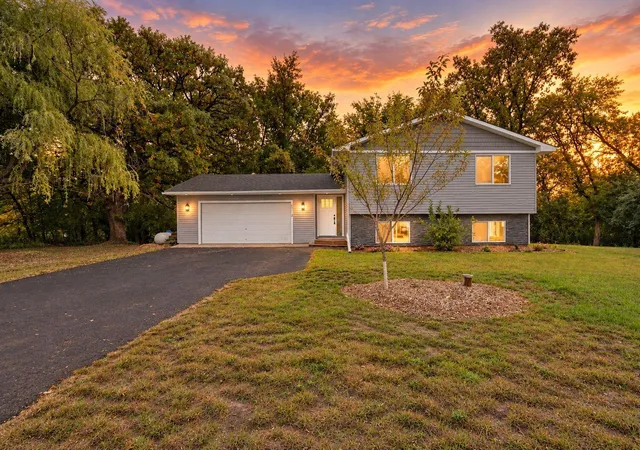 Photo 1 of Single family home for sale at 5712 236th Avenue Nw, Saint Francis, MN 55070 | MLS# 7148817 | Listing updated on 2026-10-06