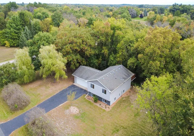Photo 2 of Single family home for sale at 5712 236th Avenue Nw, Saint Francis, MN 55070 | MLS# 7148817 | Listing updated on 2026-10-06